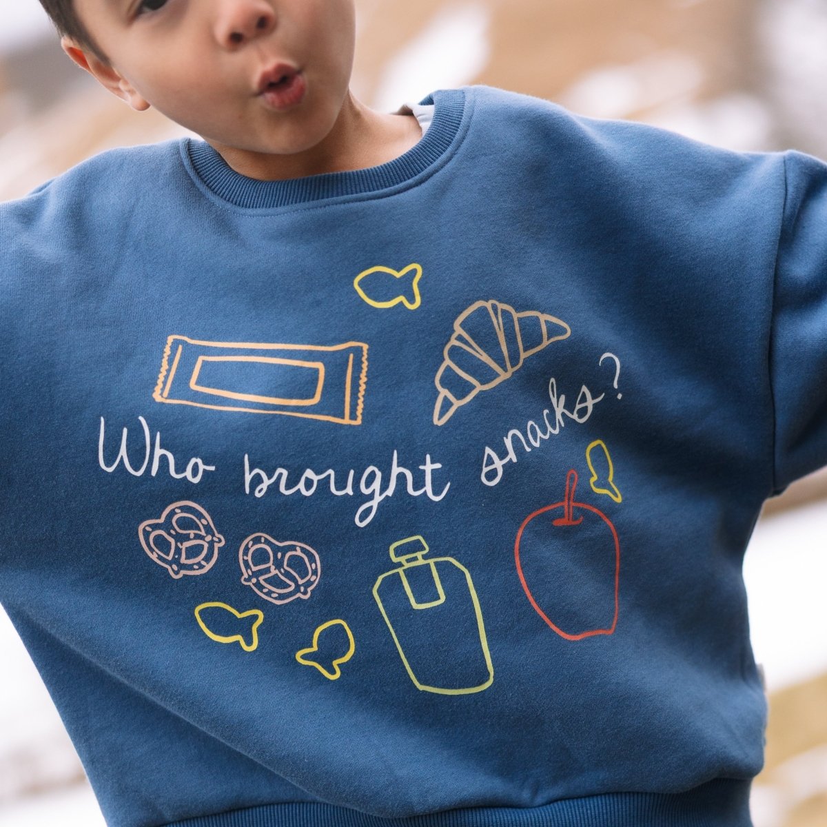 Who Brought Snacks Fleece - lined Graphic Crewneck - Roobear Kids