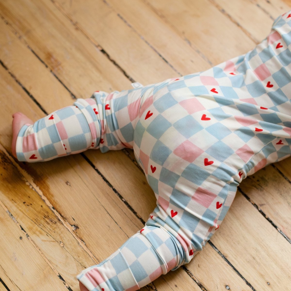 Hearts Checkerboard Sleeper - Roobear Kids