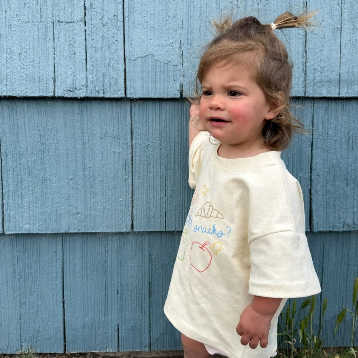 "Who Brought Snacks?" Organic Cotton Tee - Roobear Kids