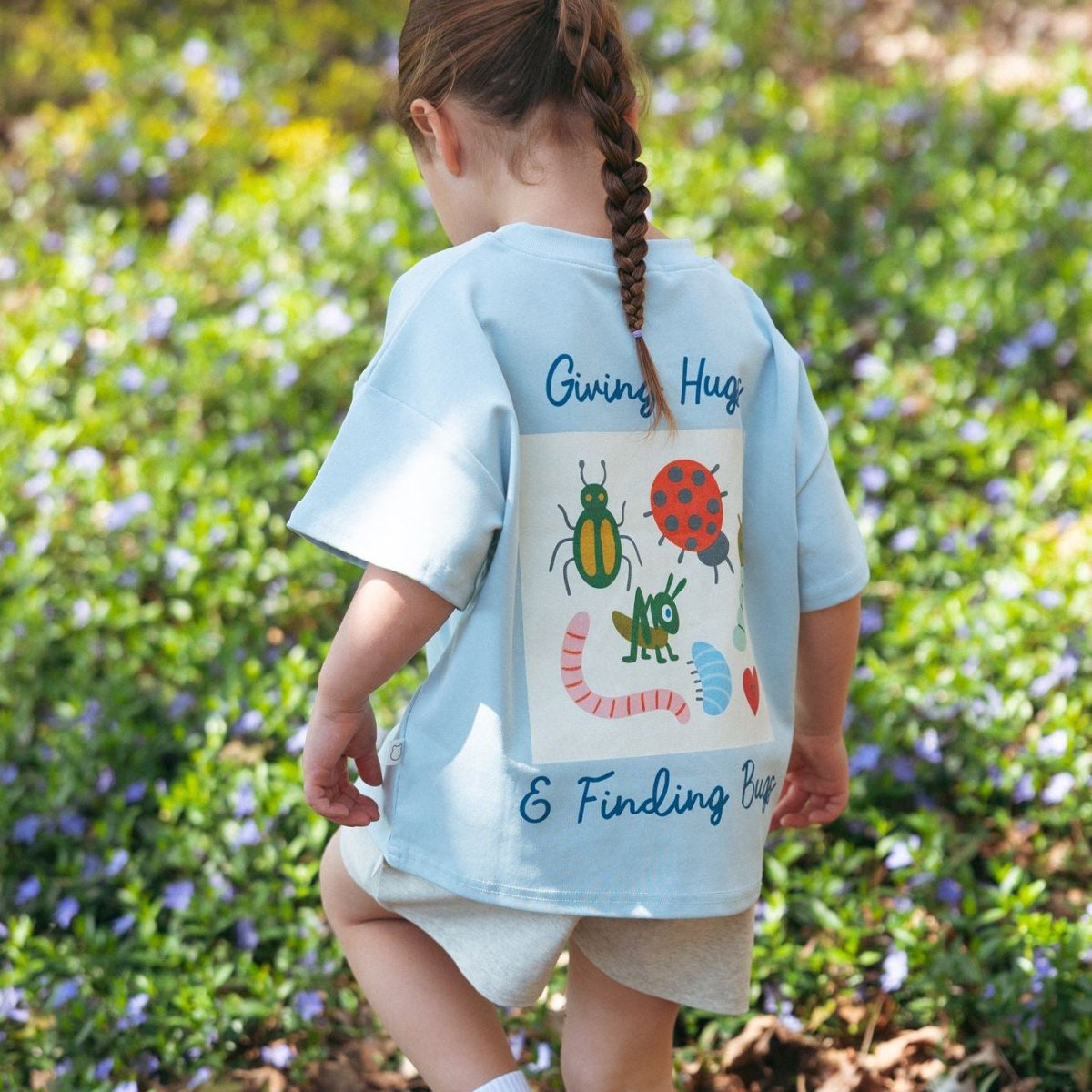 Giving Hugs Cotton Tee - Roobear Kids
