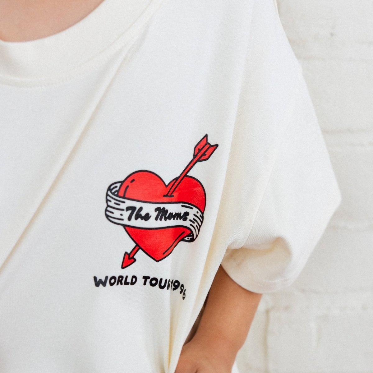 Moms World Tour Tee - Roobear Kids