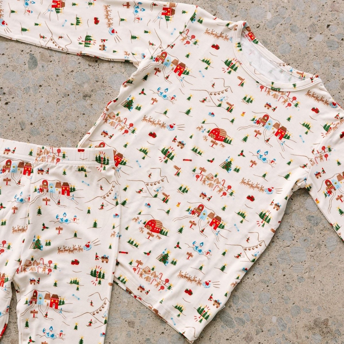 Holiday Village Holiday Pajamas - Roobear Kids